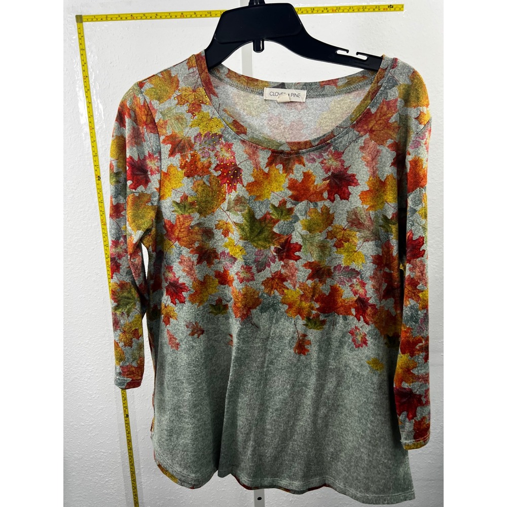 Clover + Pine Womens Large Fall Autumn Leaf Rhinestone Long Sleeve Gray Top L